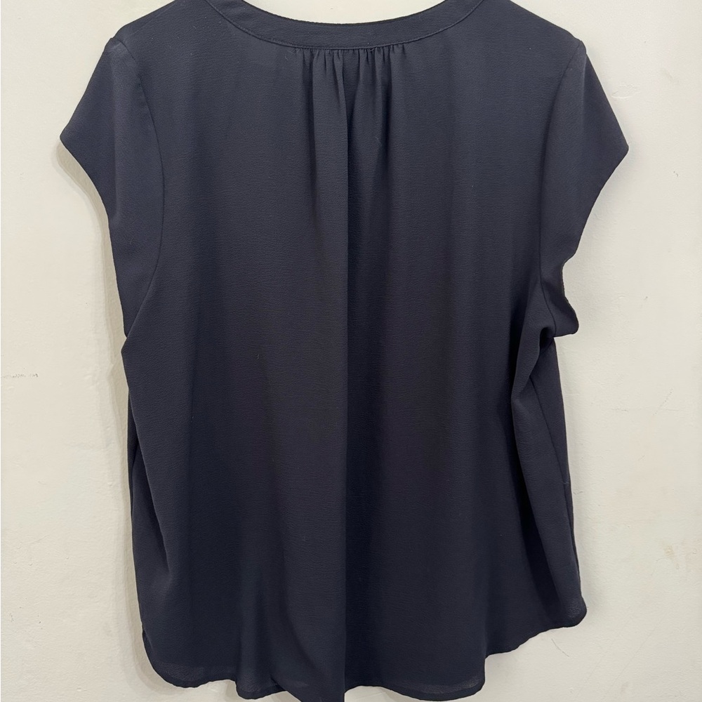 41 Hawthorn Black Relaxed Blouse